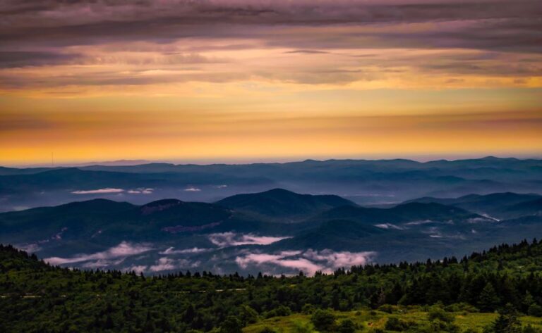 11 Top Places To Visit In The North Carolina Mountains